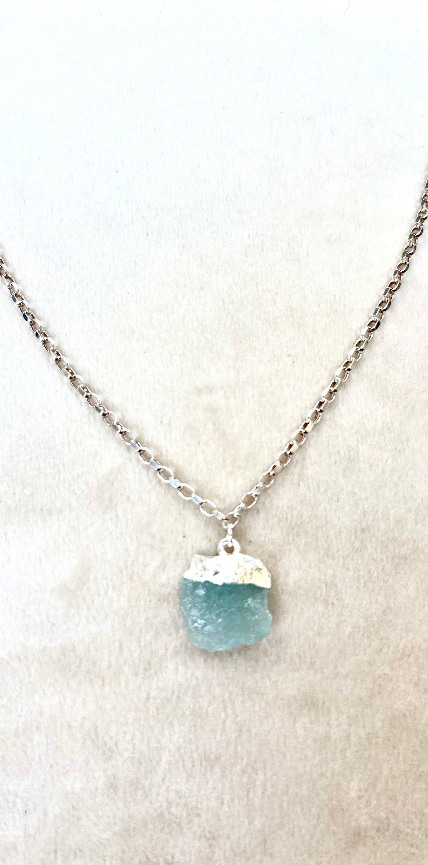 Tiempo Necklace
