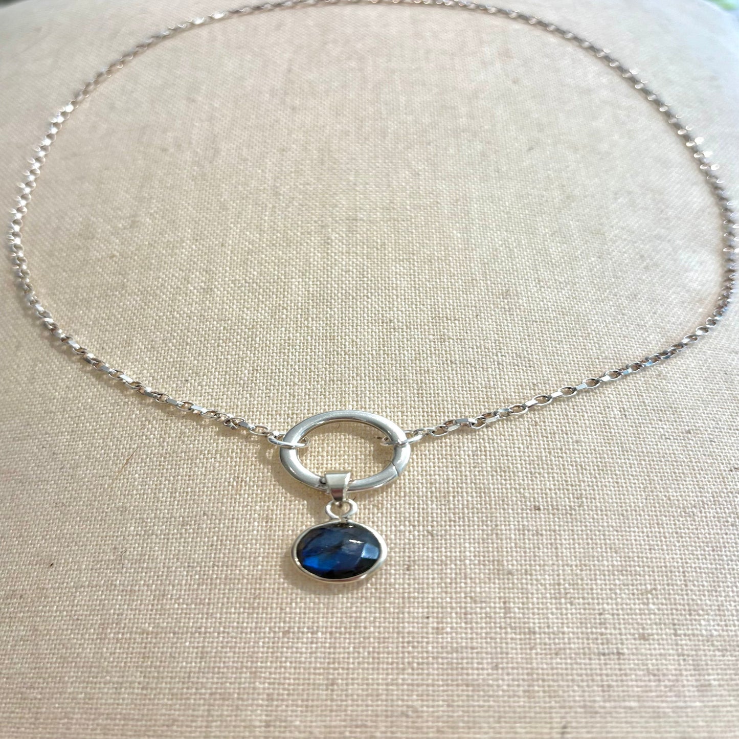 Shadowbeam Necklace